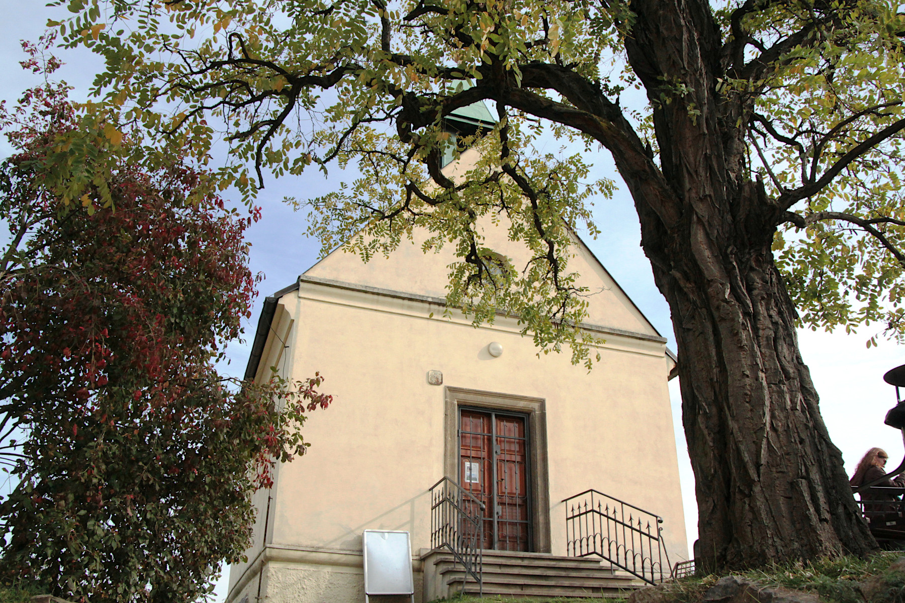 KAPLE SV. KLÁRY - PRAHA TROJA